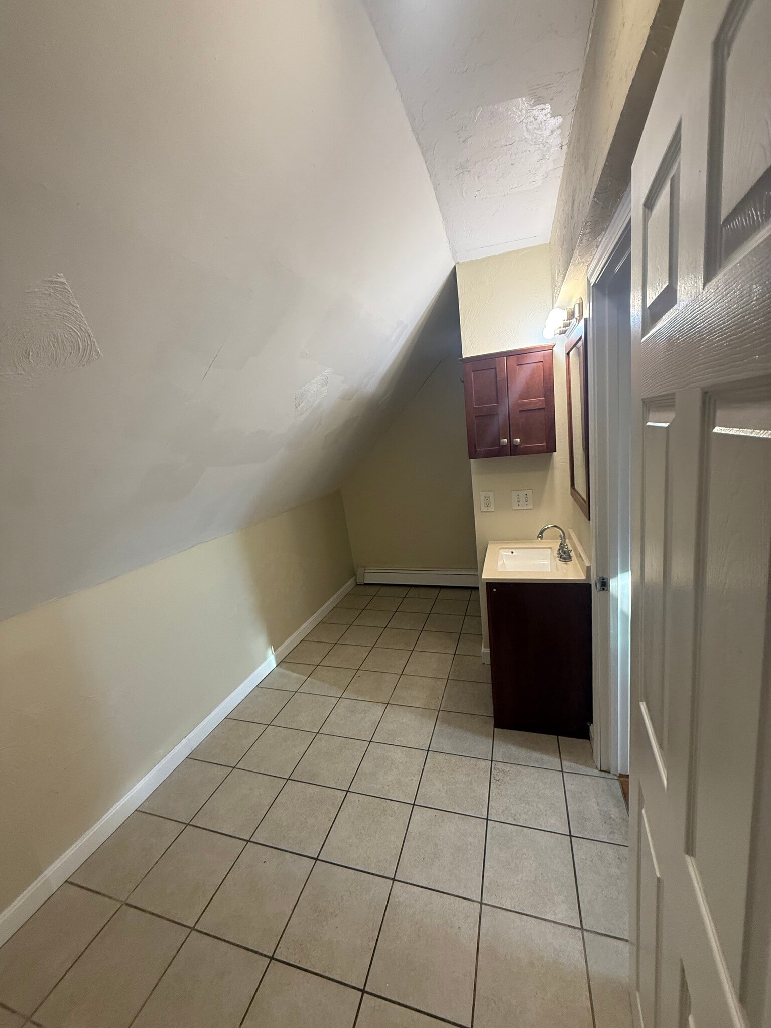 Building Photo - 5 Clifton St