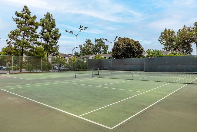 Building Photo - CentrePointe