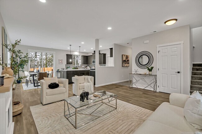 Building Photo - Award winning school district! 4 bedroom with RV and boat parking!