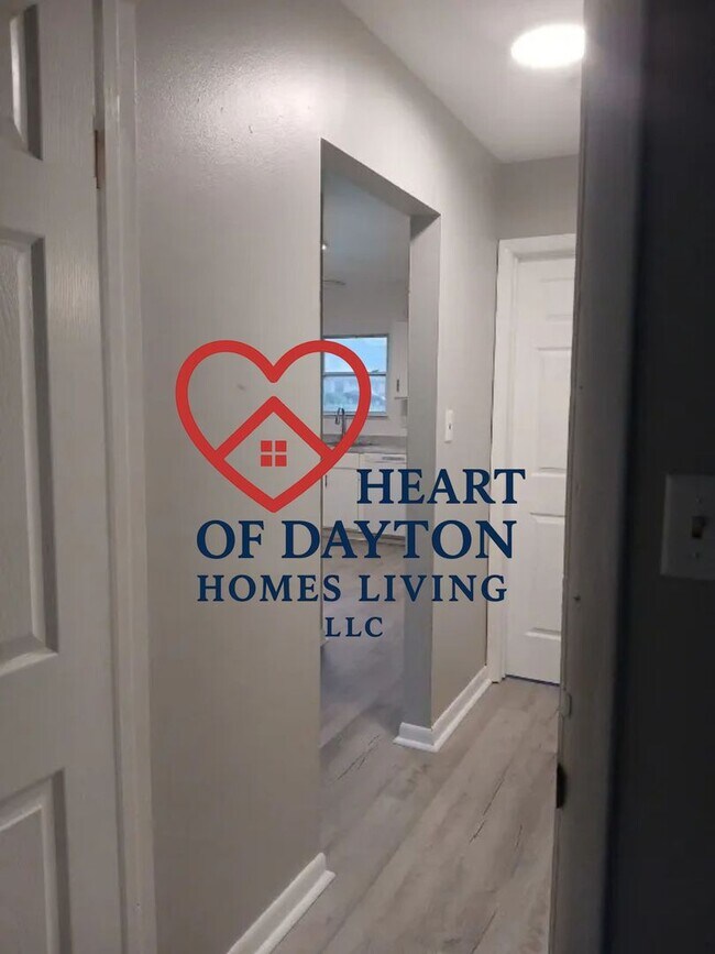 Building Photo - 107 Gloria Ave