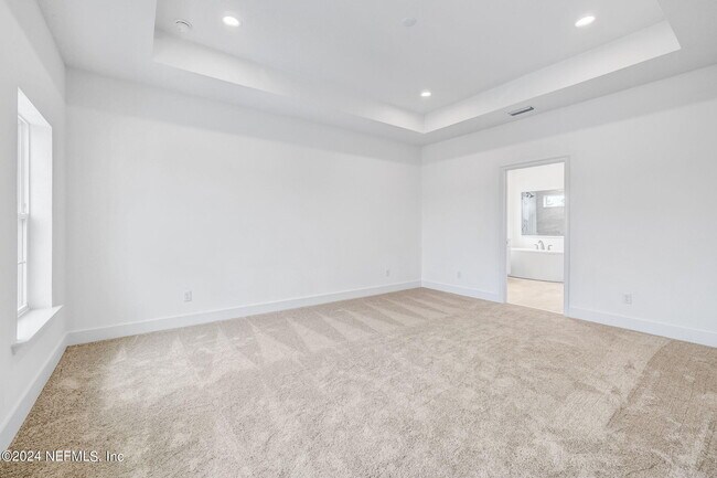 Building Photo - 12113 Bull Pne Blvd