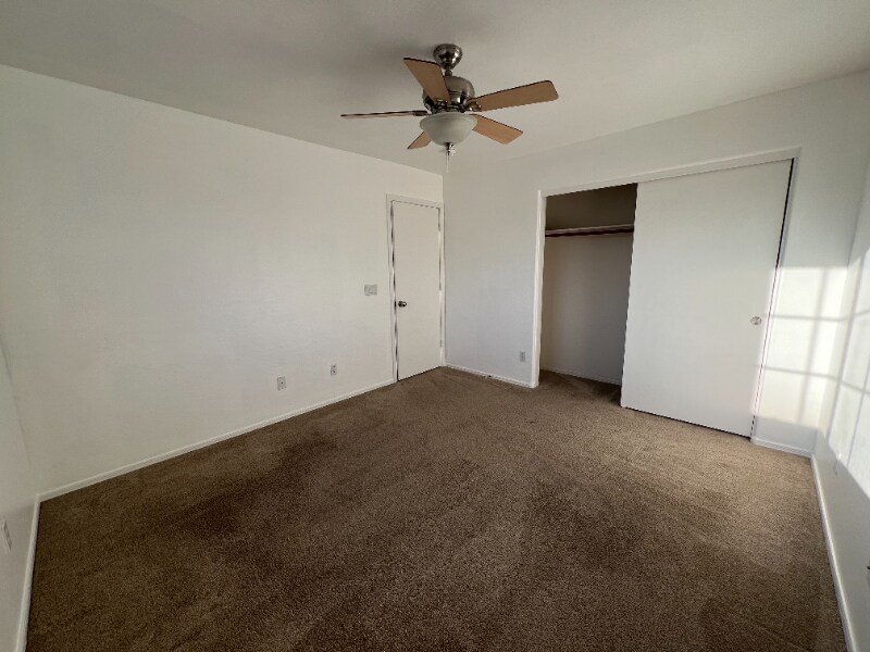 Building Photo - 106 N 223rd Ave
