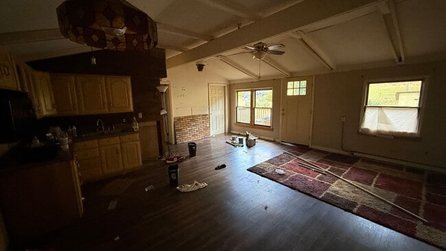 Building Photo - STE GENEVIEVE - Private Cottage with Lake ...