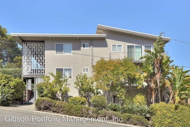 Building Photo - 1665 6th Ave