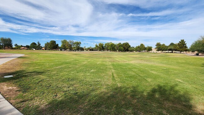 Building Photo - 3 Bedroom + Office Home in the Vineyards Community Near W Germann Rd and S Dobson Rd!