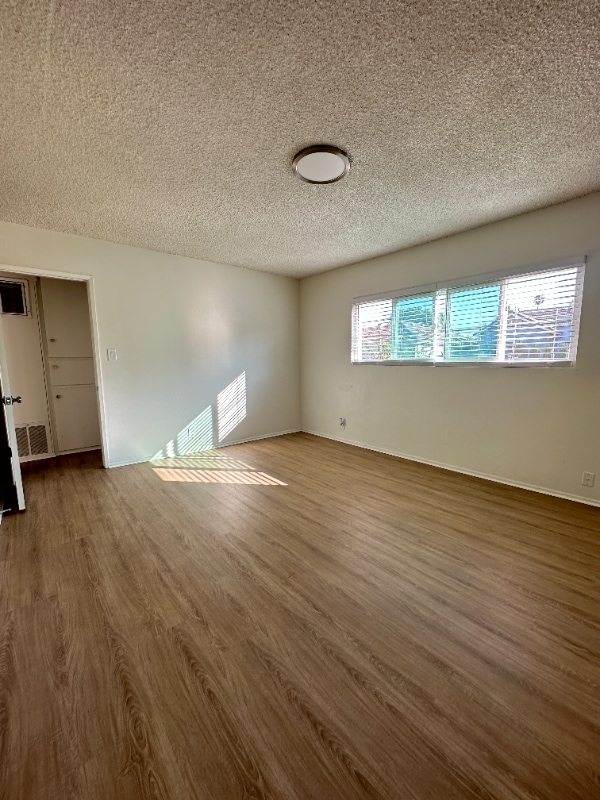 Building Photo - 4350 Troost Ave