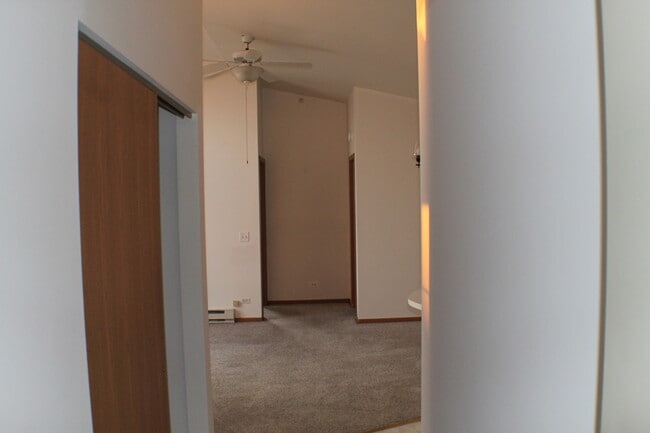 Building Photo - 1545 Crystal Rock Ct