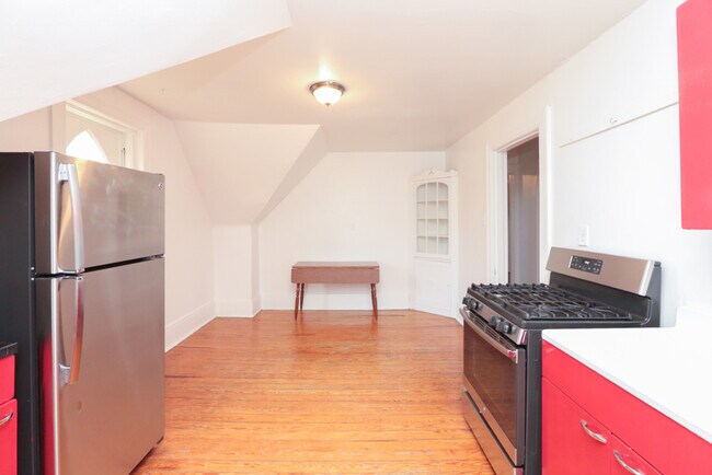 Building Photo - 1134 Westover Ave