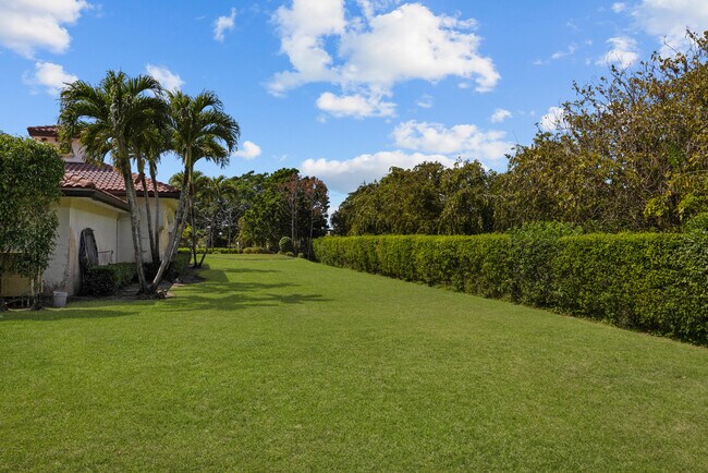Building Photo - 10058 El Caballo Ct
