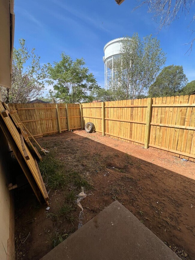 Building Photo - 2210 35th St