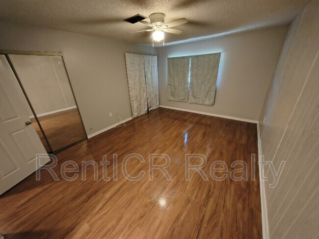 Building Photo - 1708 Azalea Ct