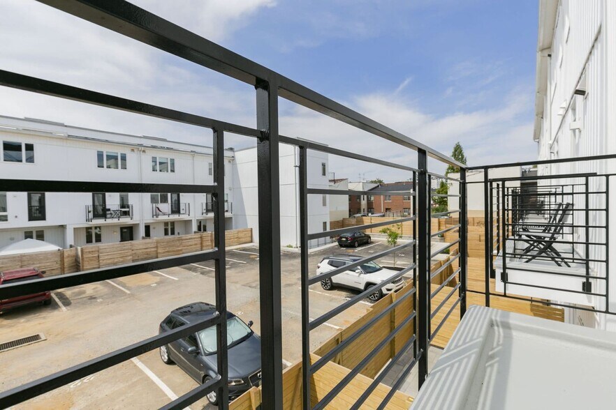 Building Photo - 1245 N 27th St