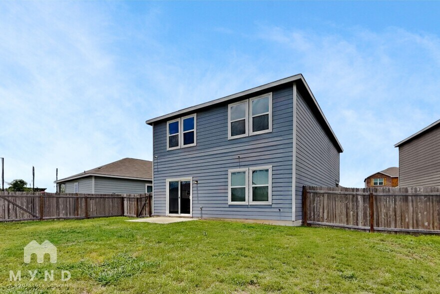 Building Photo - 5924 Pearl Mdw