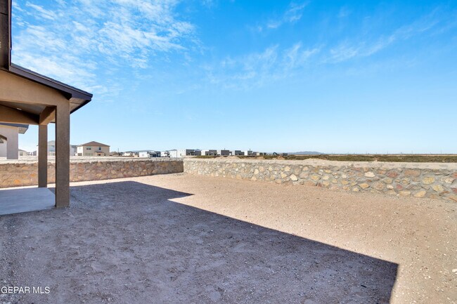 Building Photo - 13931 Sky Harbor Ave