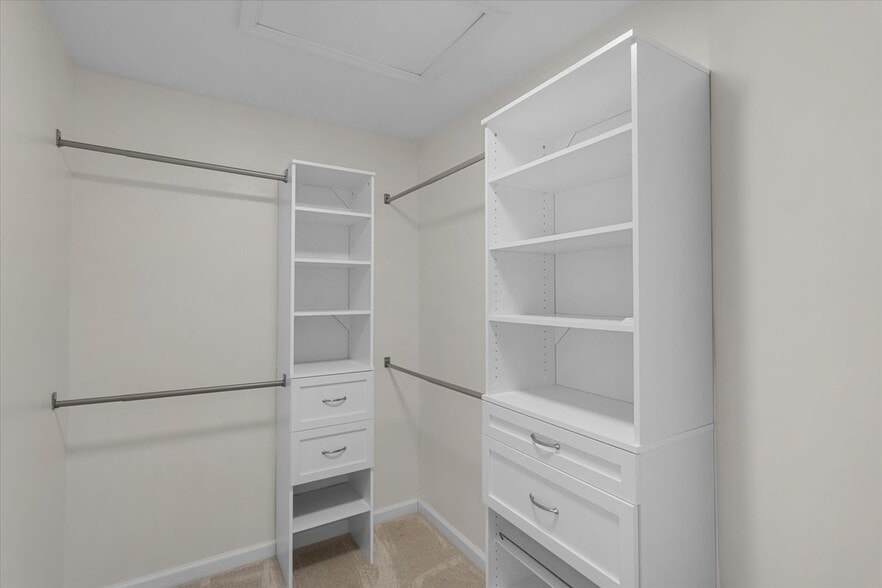 Building Photo - 6105 Starburn Path