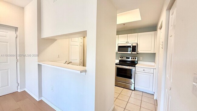 Building Photo - 2807 Veronia Dr