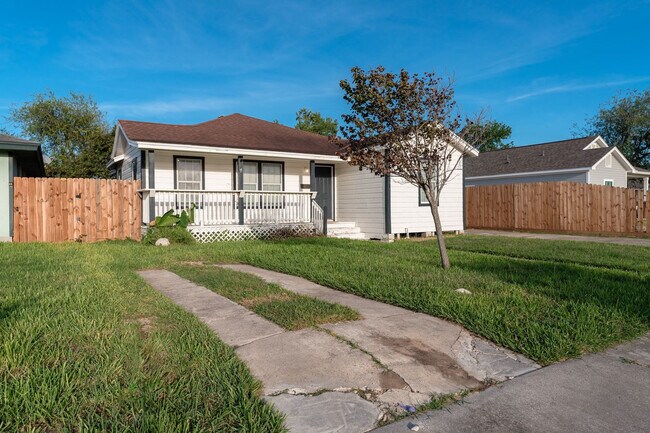 Building Photo - 1538 S 19th St