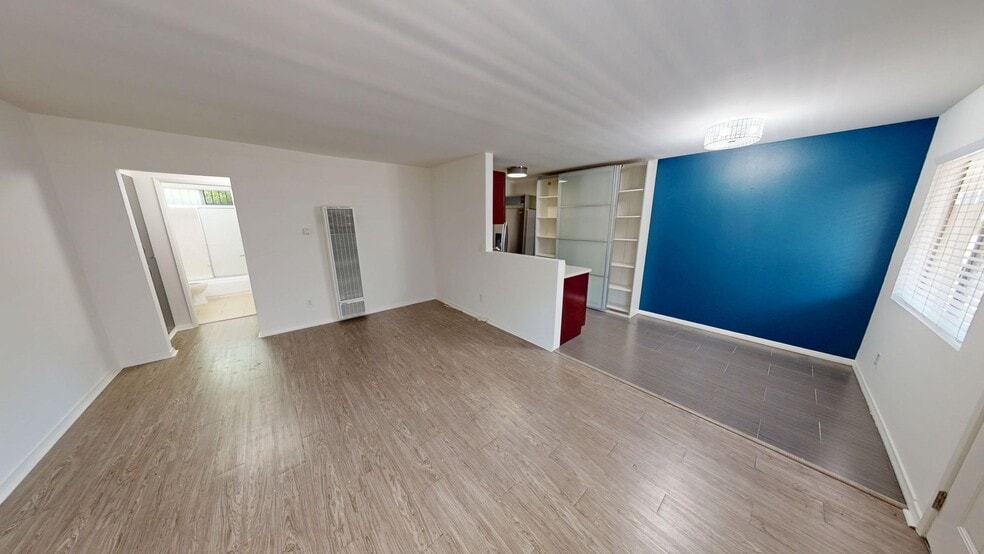 Interior Photo - 937 Hype