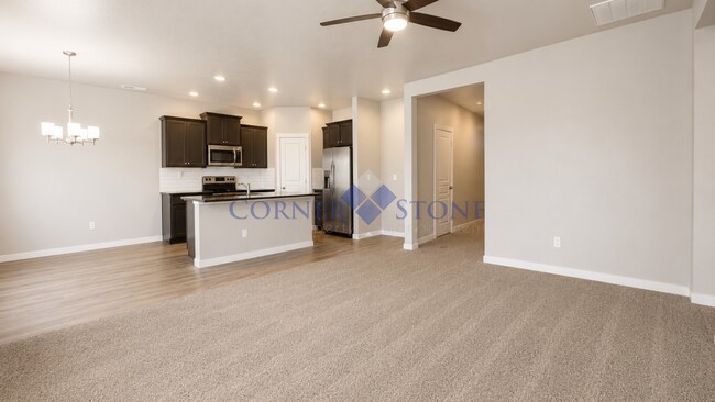 Building Photo - Fantastic Home With No Back Neighbors!