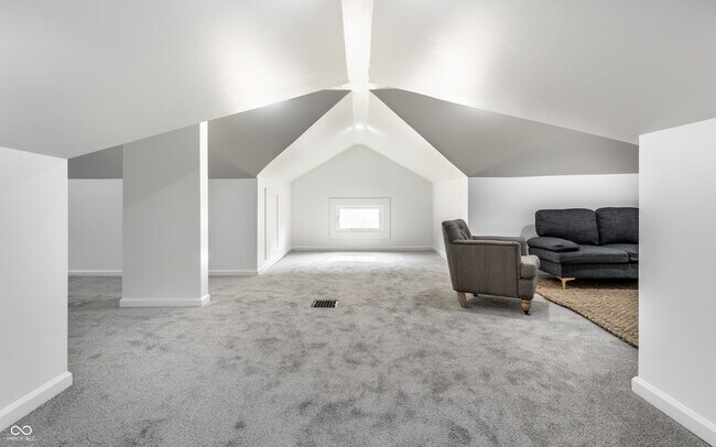 Building Photo - 1210 Finley Ave