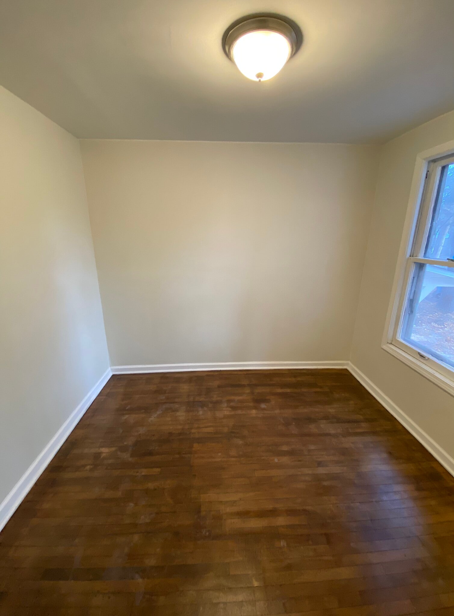 Building Photo - 49 Grove St