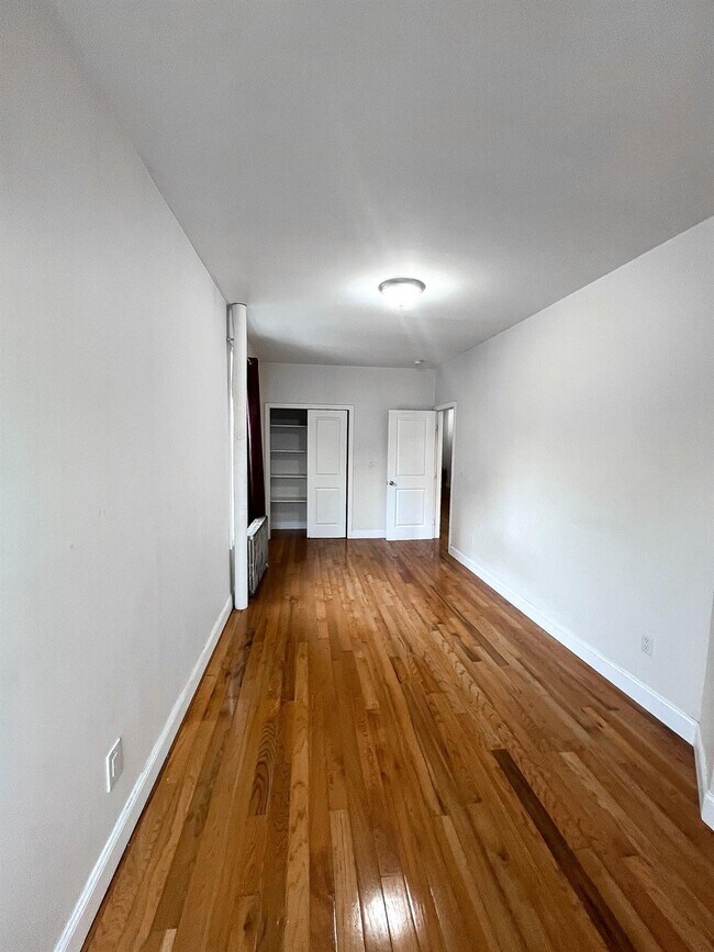 Building Photo - 3330 Avenue I