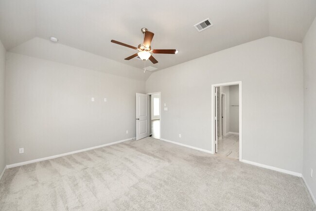 Building Photo - 1930 Waters Branch Dr