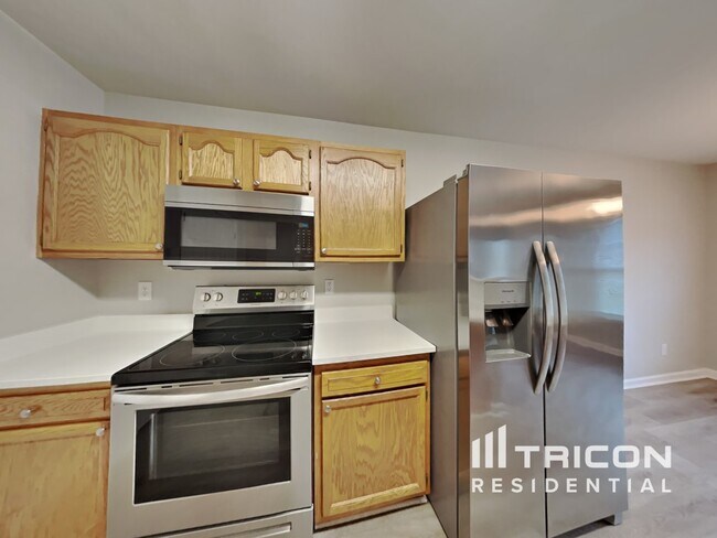 Building Photo - 4309 Grandover Dr