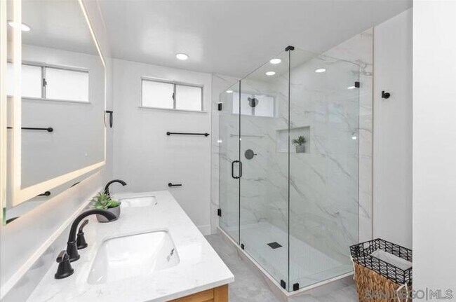 Building Photo - 16409 Sarape Dr