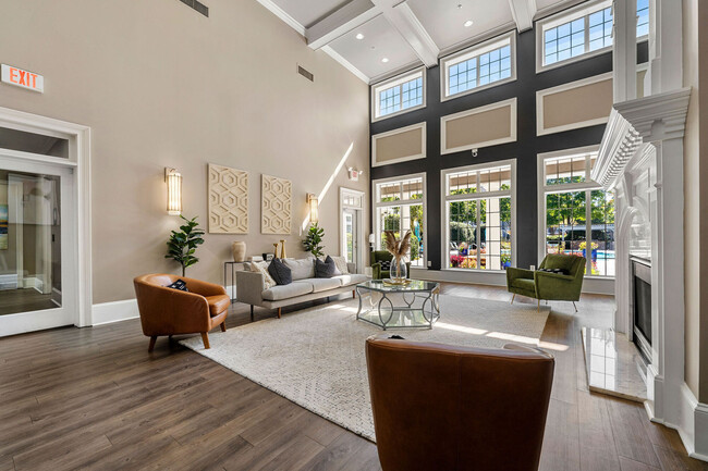 Leasing Center - Rutherford Glen