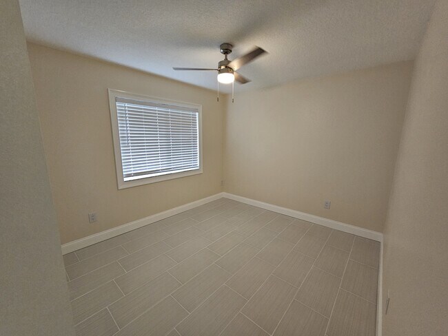 Building Photo - 414 Sandpiper Ridge Dr