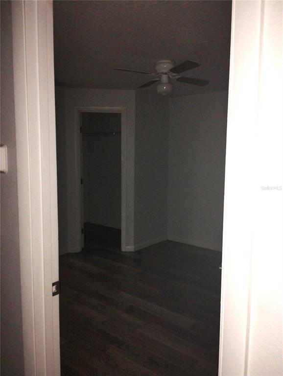 Building Photo - 2549 Grassy Point Dr