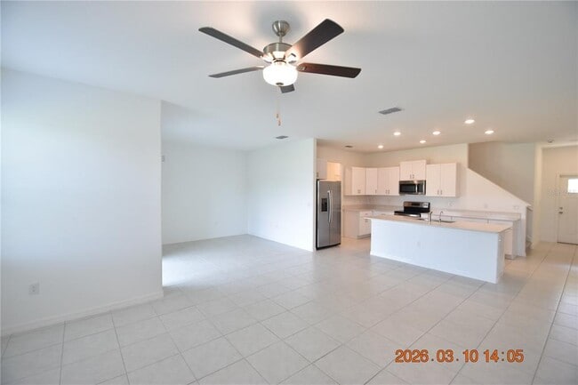 Building Photo - 6252 Shiner St