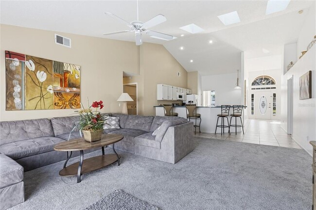 Building Photo - 8619 Knottingham Dr