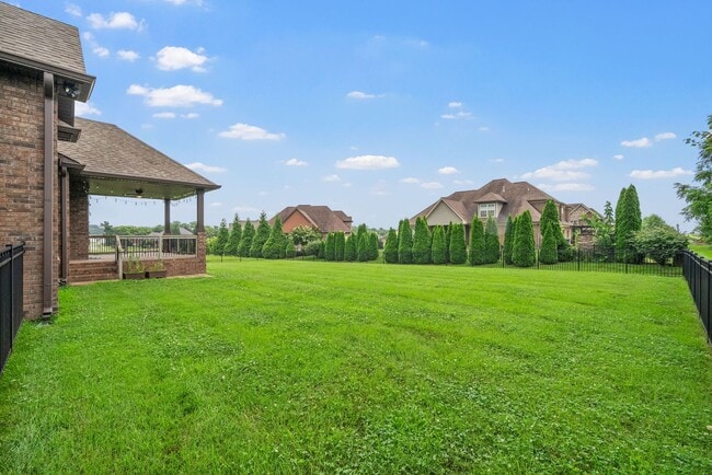 Building Photo - 4 Bedroom Pet Friendly Home For Rent!