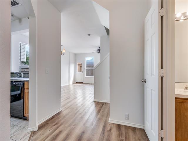 Building Photo - 10716 Astor Dr
