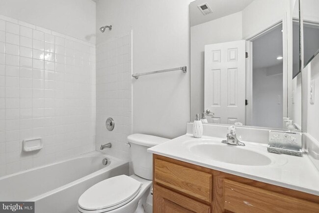 Building Photo - 21770 Ladyslipper Sq