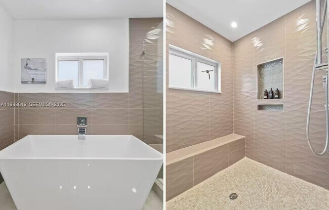 Building Photo - 7101 W Lake Dr