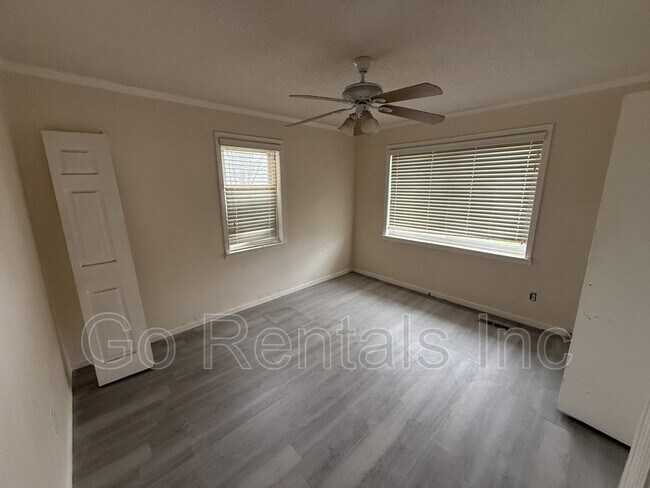 Building Photo - 1213 Lafayette St