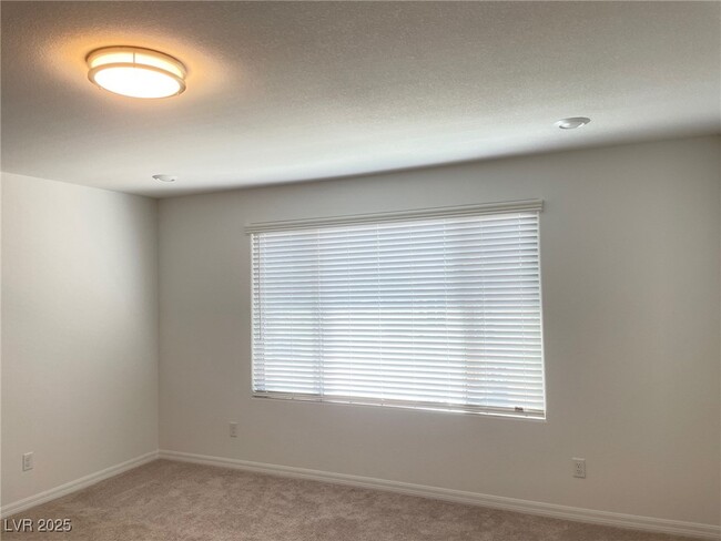 Building Photo - 5749 Avondale Rise Wy