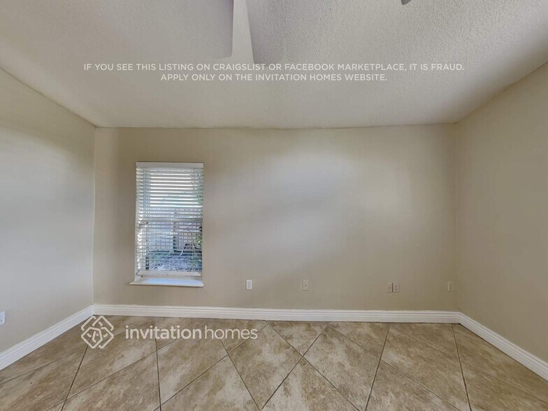 Building Photo - 5274 Laval Dr