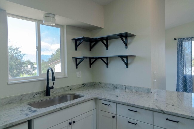 Building Photo - 7875 Chimney Terrace