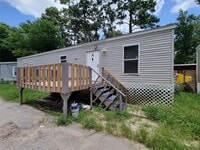 Building Photo - 9203 Greens Rd