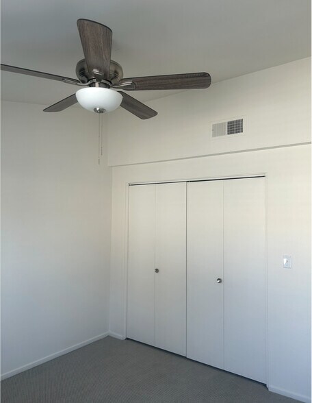 Guest Bed - 4452 W Kling St