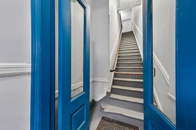 Building Photo - 286 Central Ave