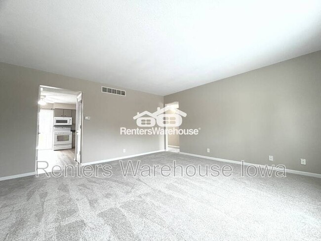 Building Photo - 6202 62nd St