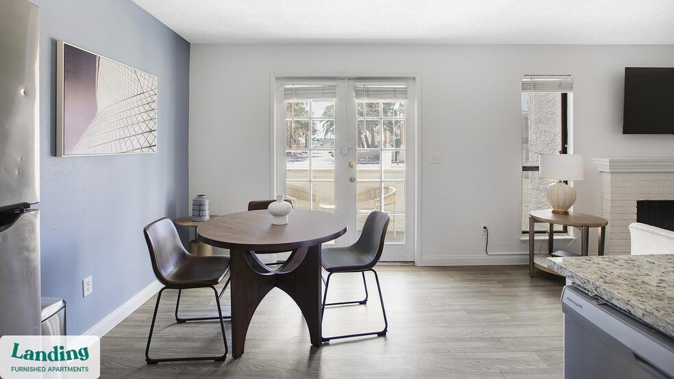 Building Photo - 5272 Tamarus St