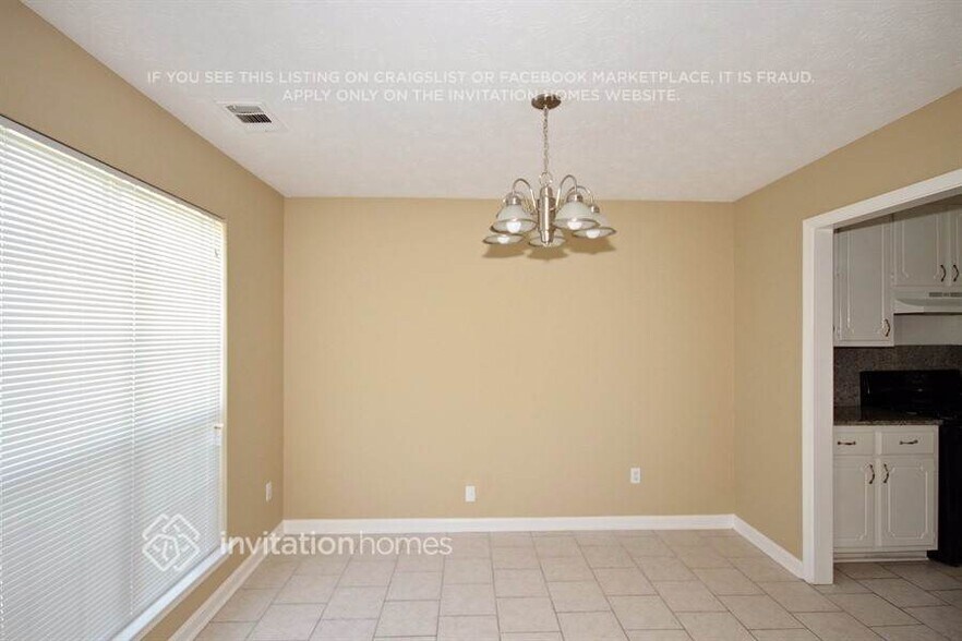 Building Photo - 108 Bugle Way