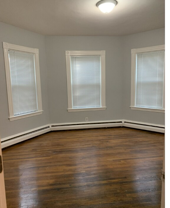 Building Photo - 8 Otis St