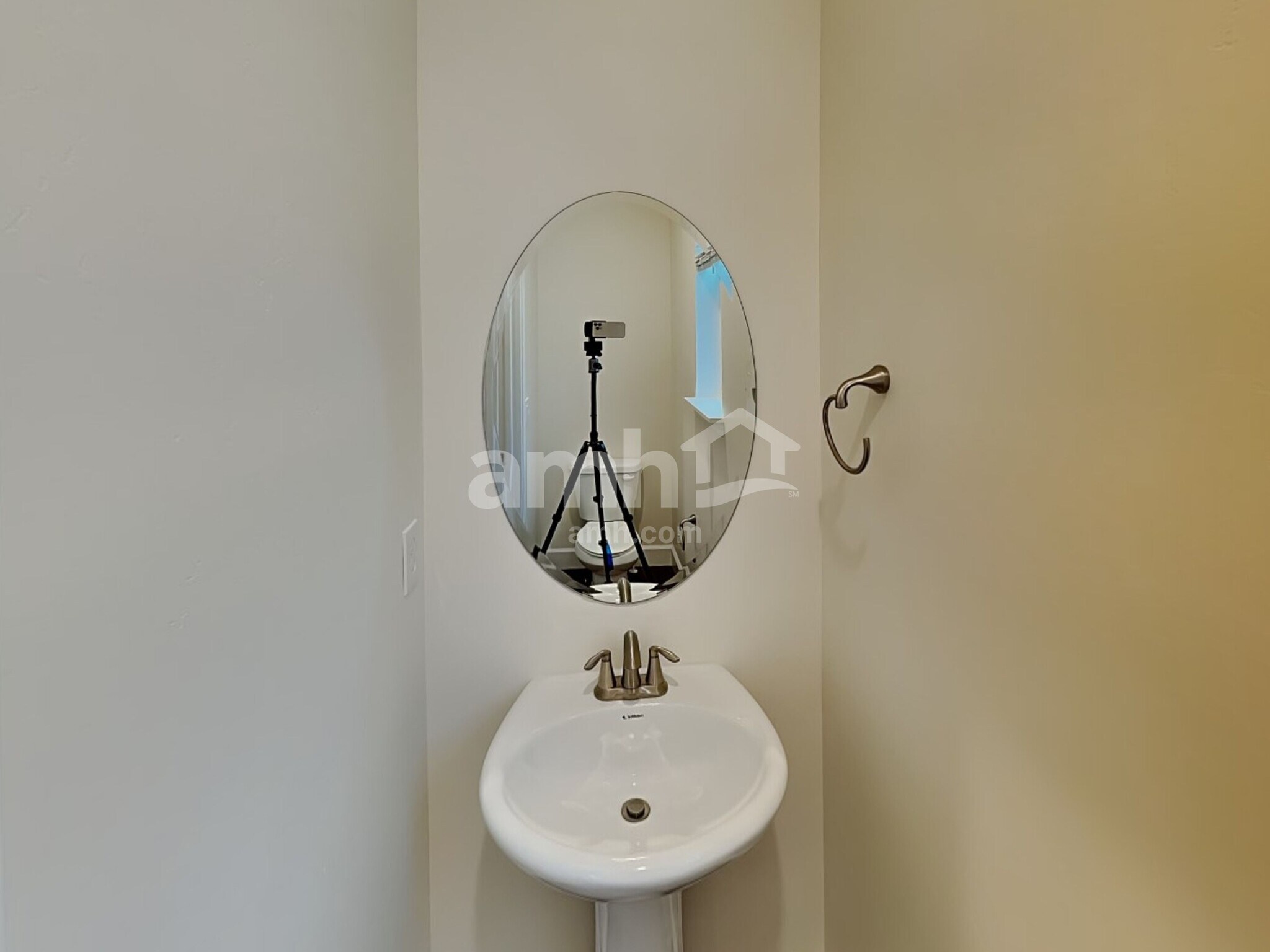 Building Photo - 2321 Buckskin Way